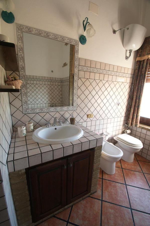 Casa Sa Carrubedda Villa SantʼAnna Arresi Esterno foto